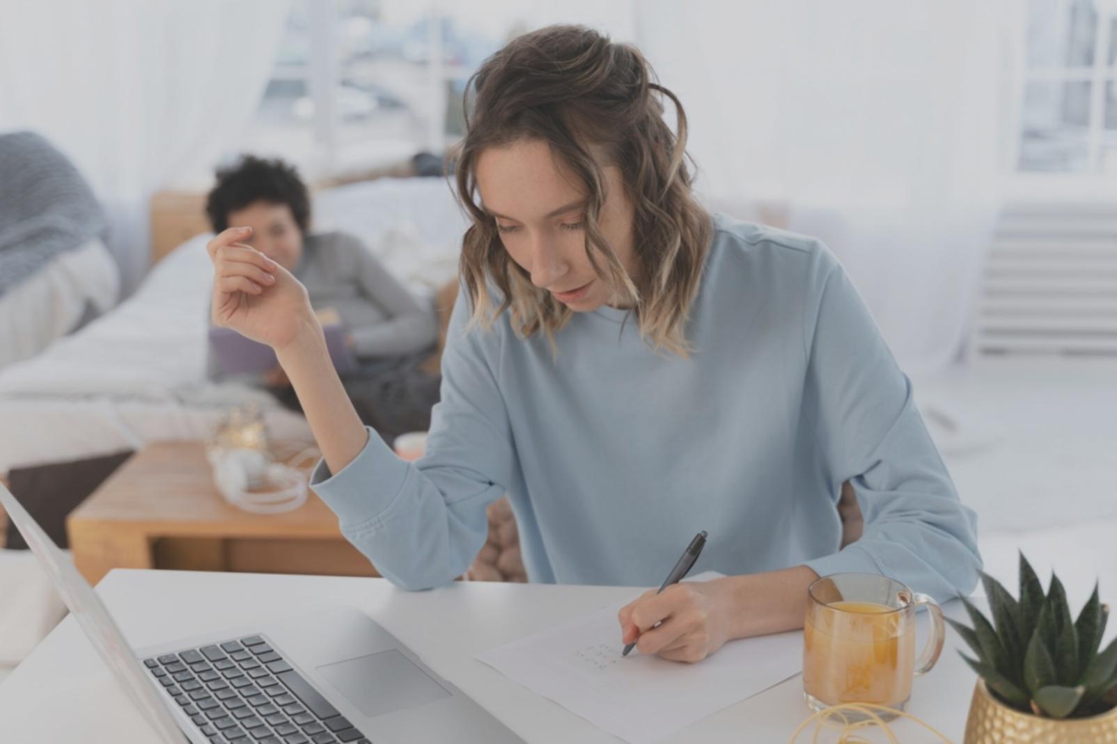 Работа с финансовыми инструментами